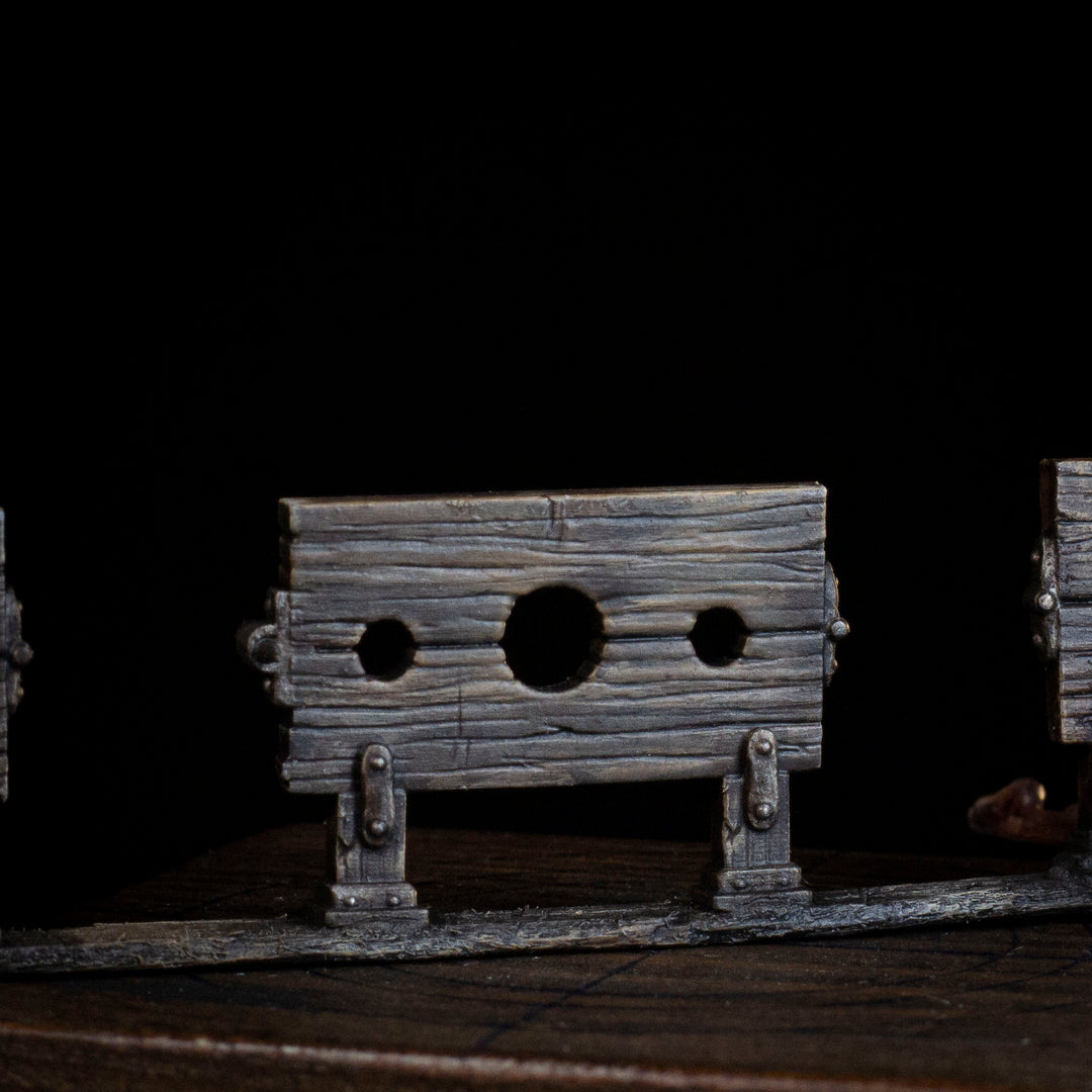 Pillories | STL | Unaligned