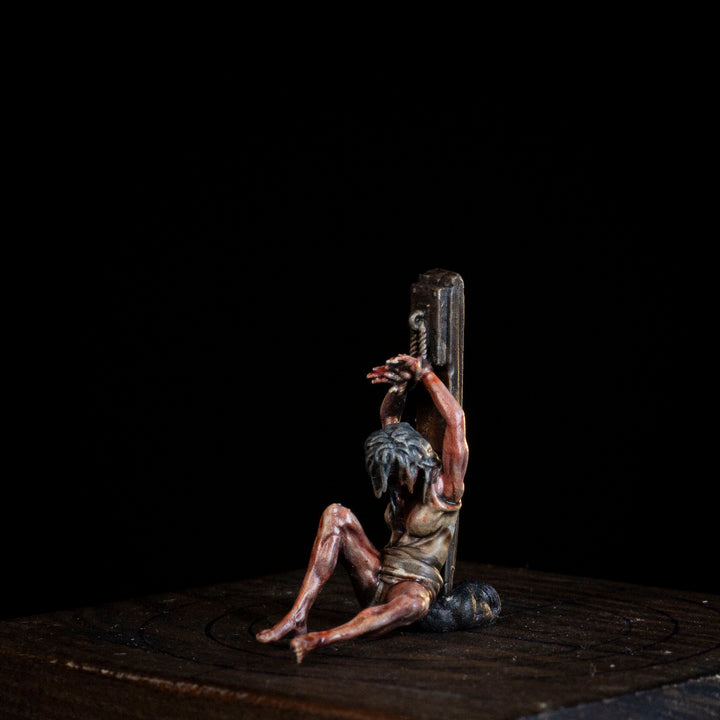 Bound Prisoners | STL | Unaligned